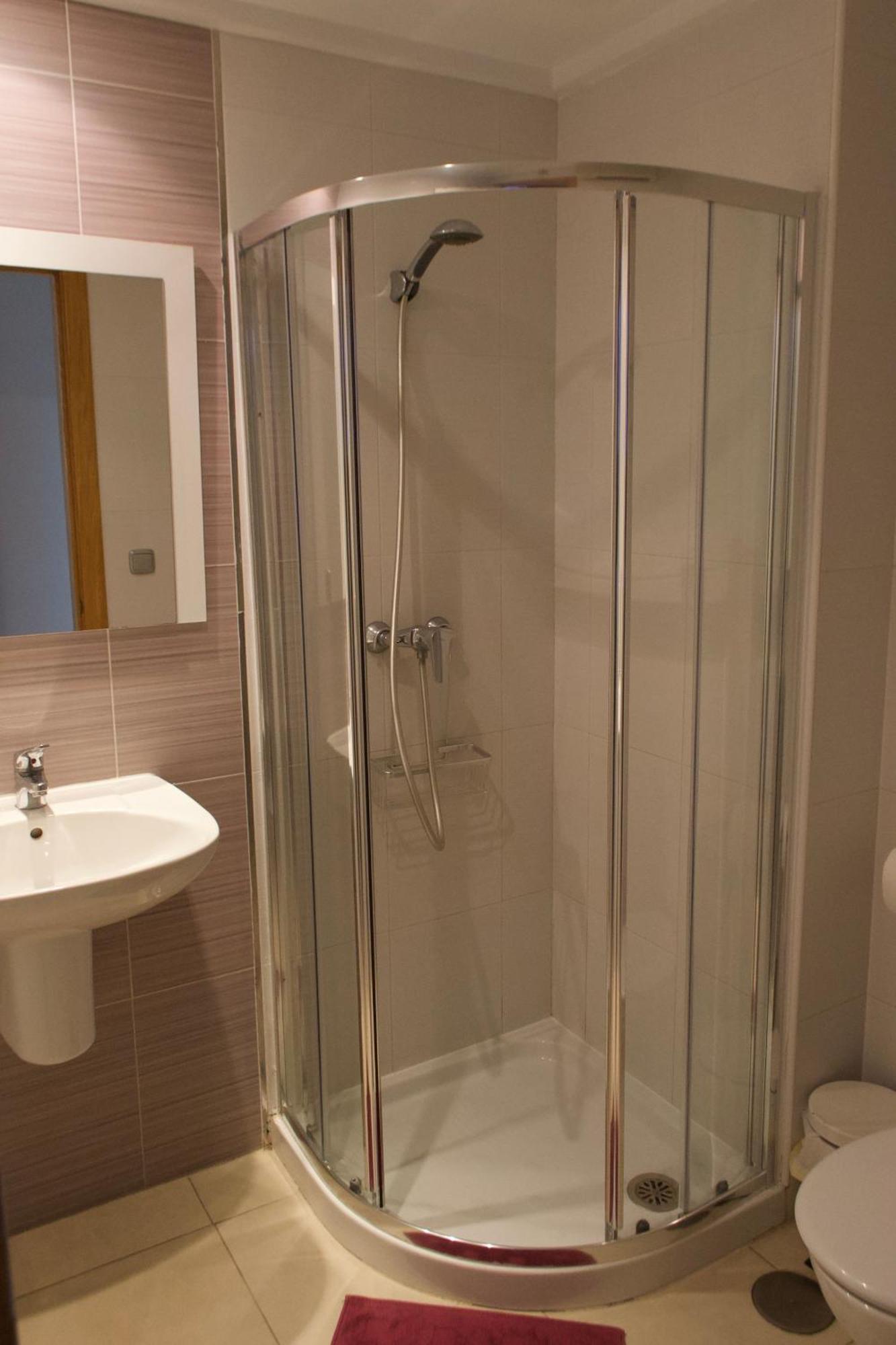 Alicante Apartments Екстер'єр фото