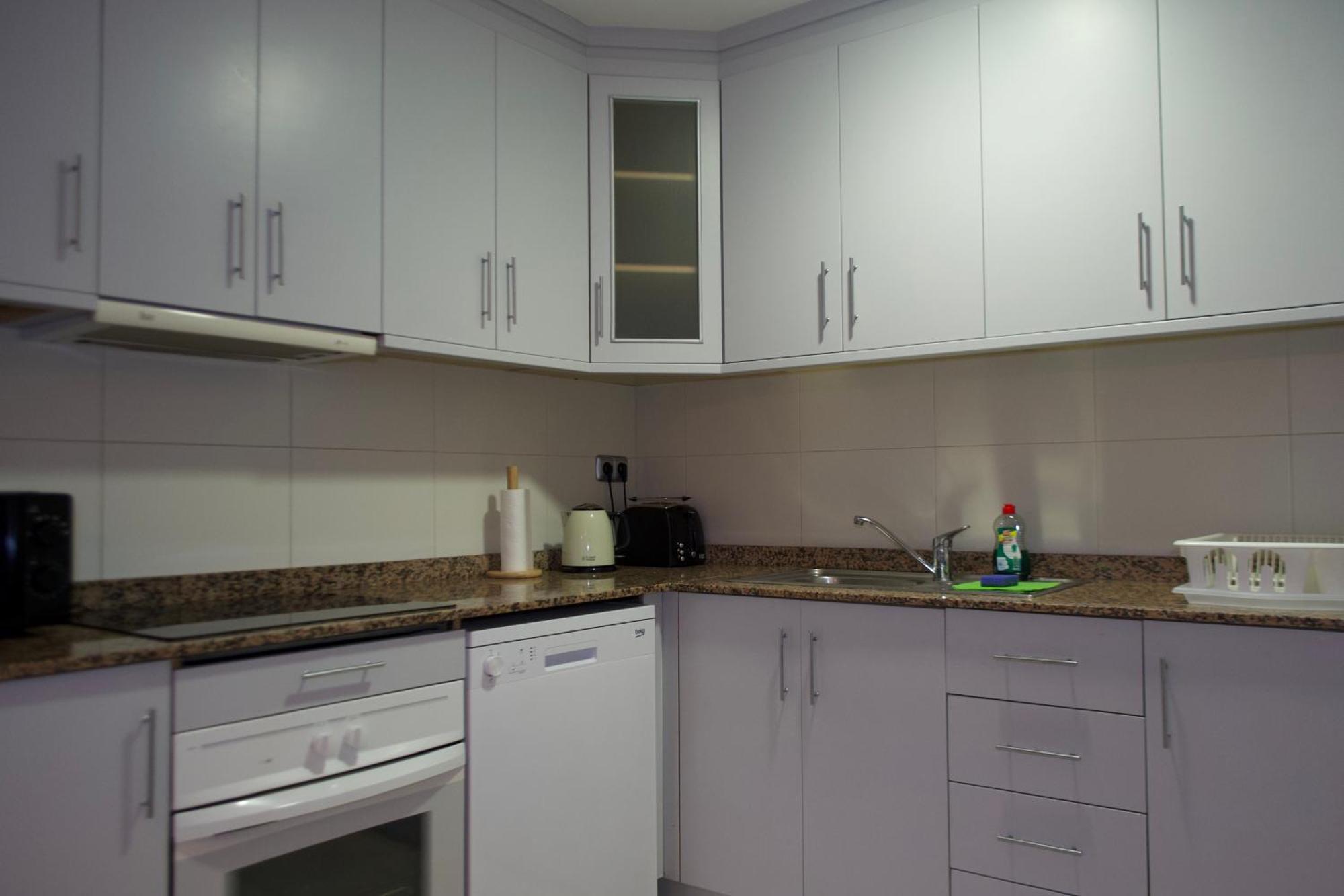 Alicante Apartments Екстер'єр фото